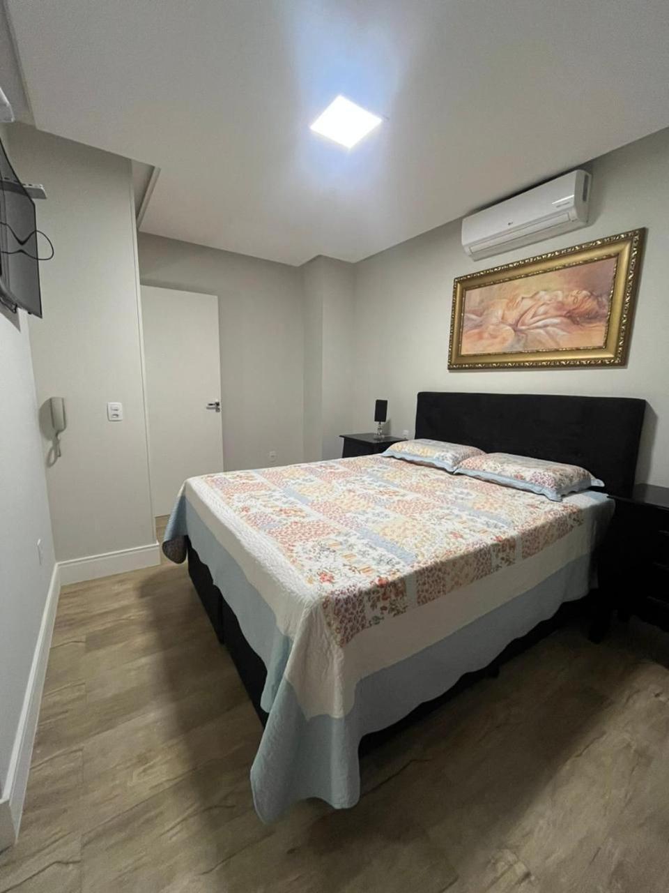 Apartamento Casa Aconchegante Em Sambaqui