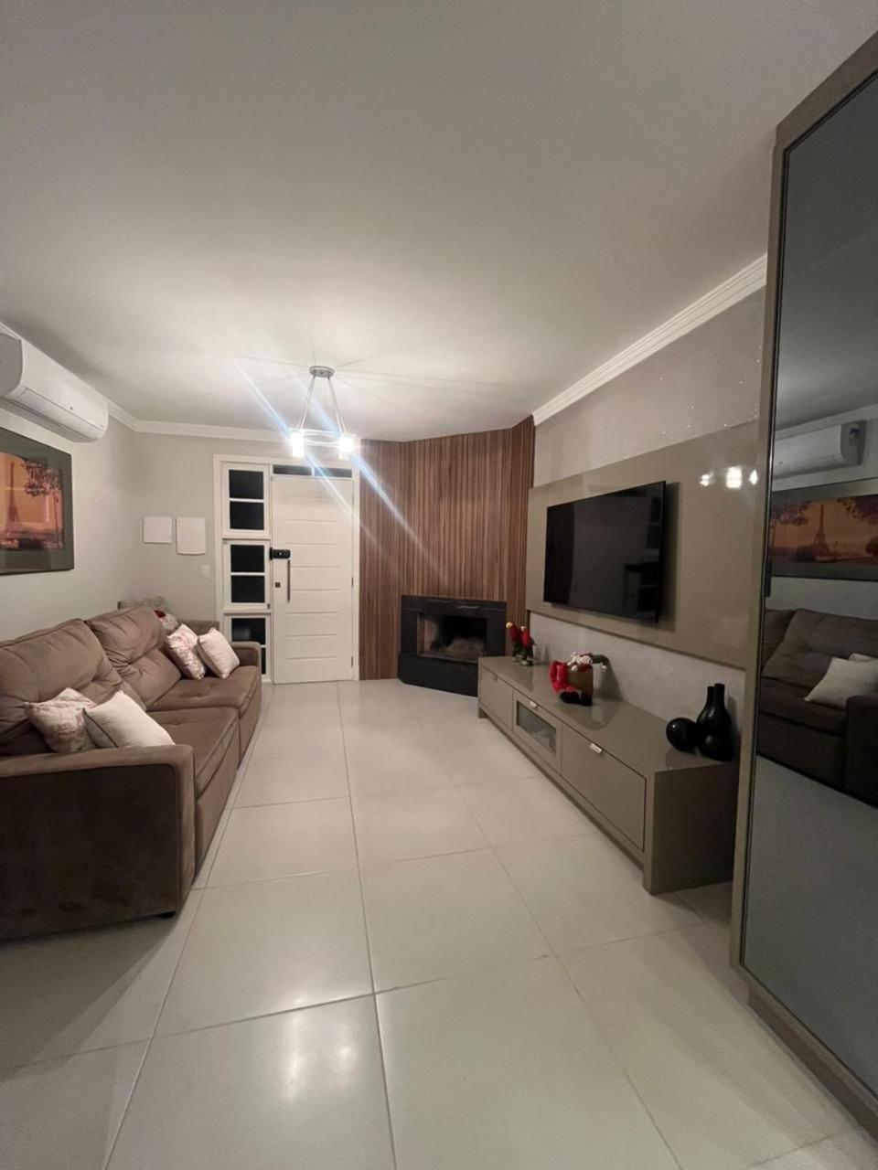 Apartamento Casa Aconchegante Em Sambaqui Florianopolis
